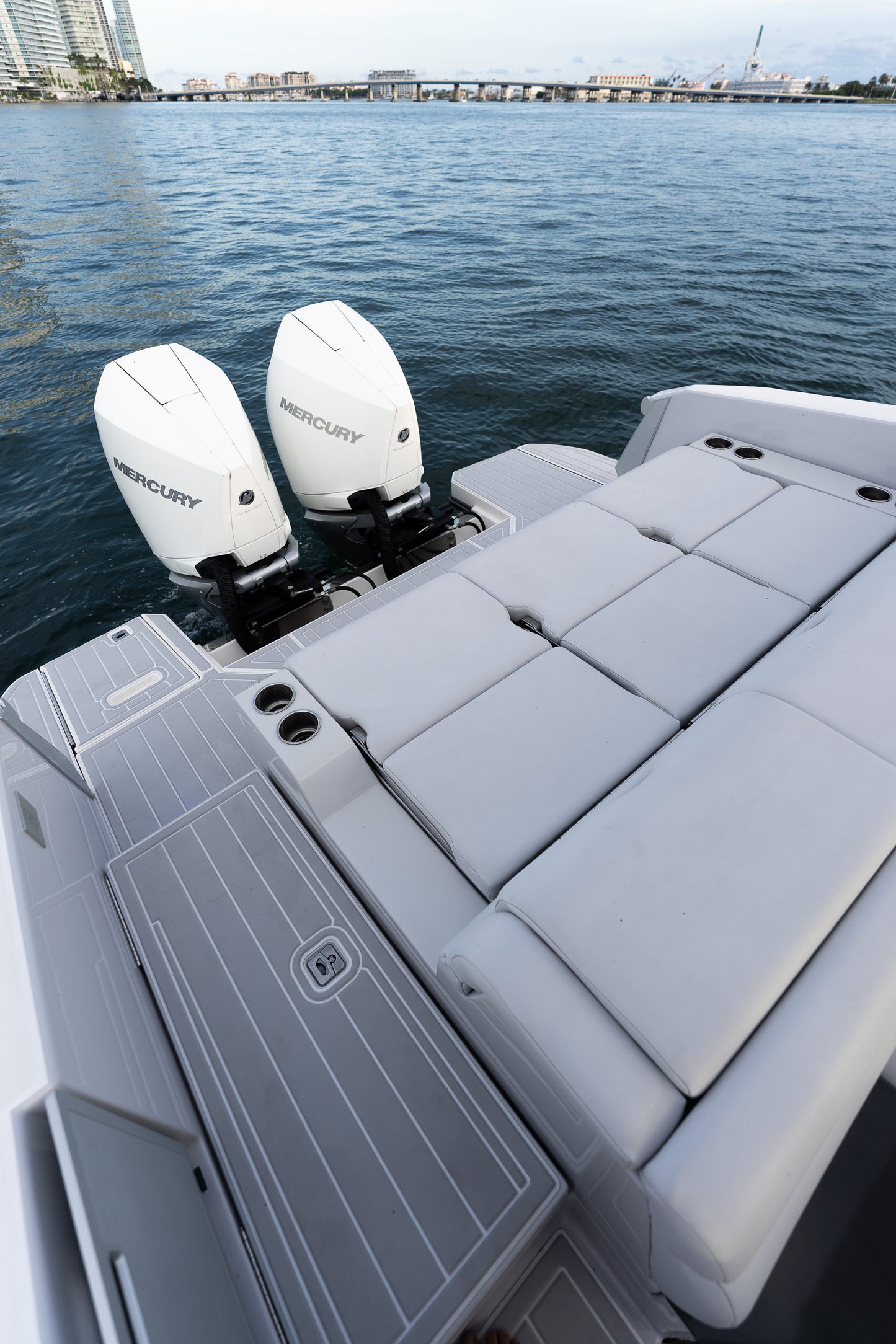 2021 Aviara 32