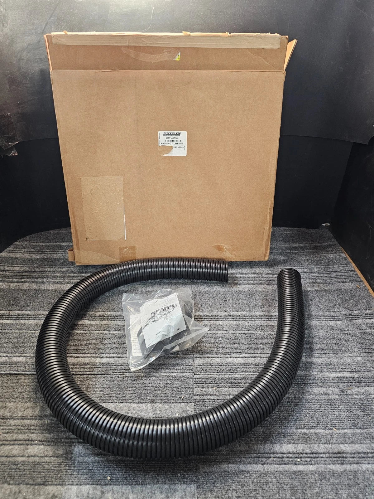 8M0147795 Adapter, Hose