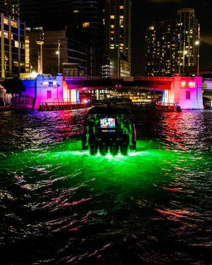Mystic Powerboats M5200 High-Performance Powerboat