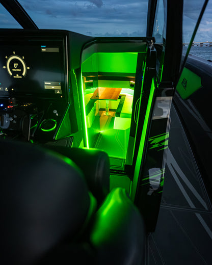 Mystic Powerboats M5200 High-Performance Powerboat
