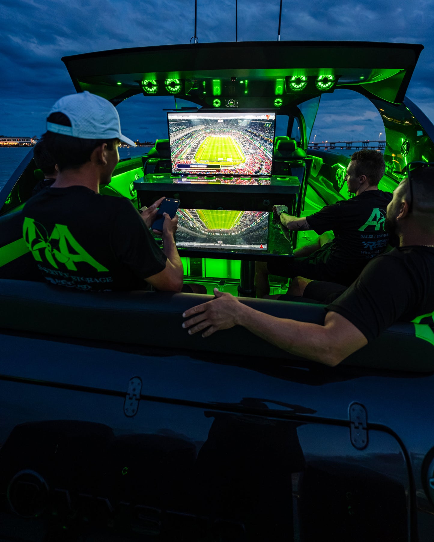 Mystic Powerboats M5200 High-Performance Powerboat