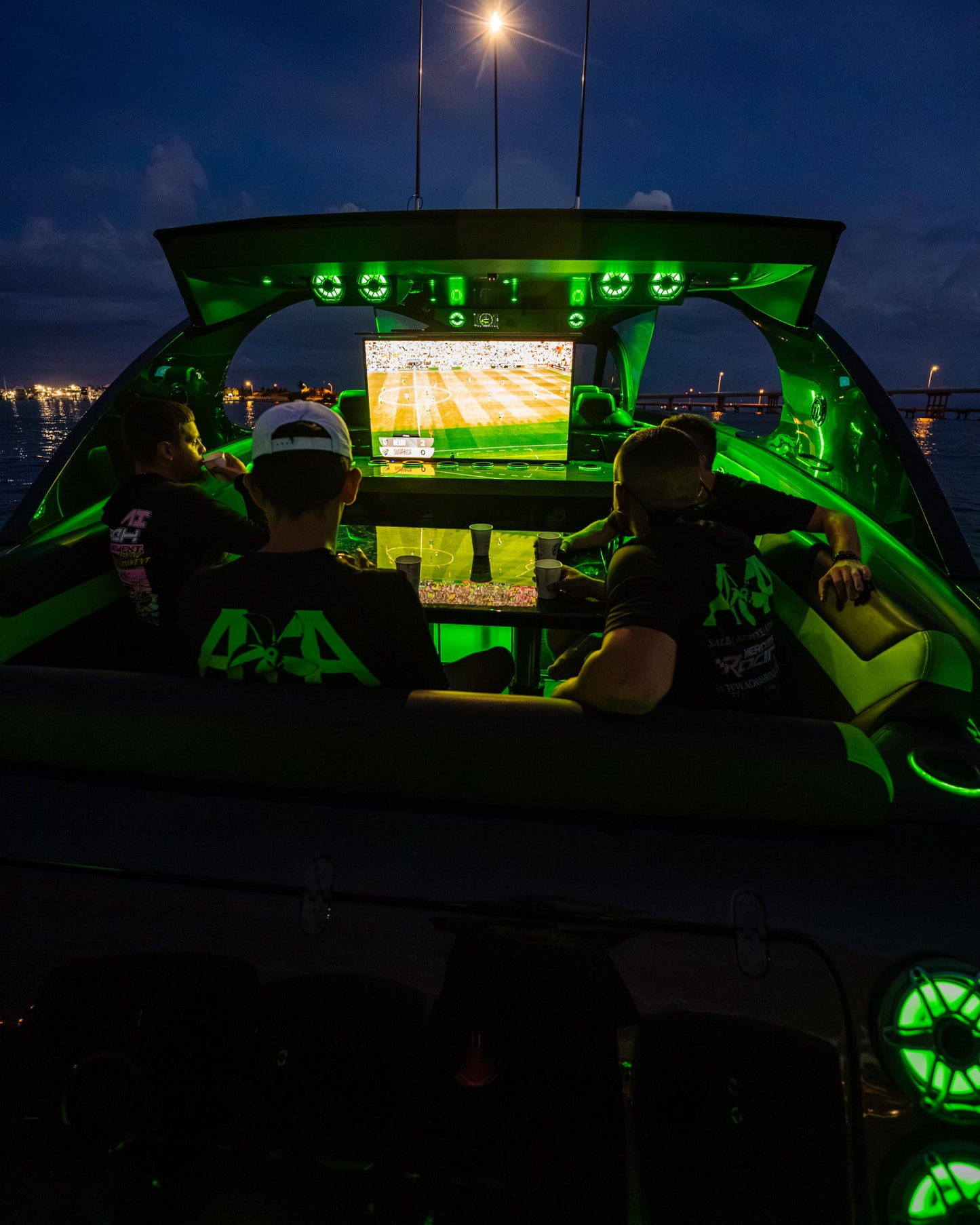 Mystic Powerboats M5200 High-Performance Powerboat
