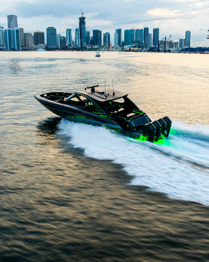 Mystic Powerboats M5200 High-Performance Powerboat