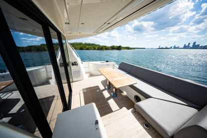 2023 Prestige 520 S