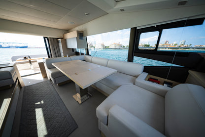 2023 Prestige 520 S