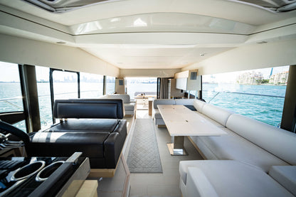 2023 Prestige 520 S