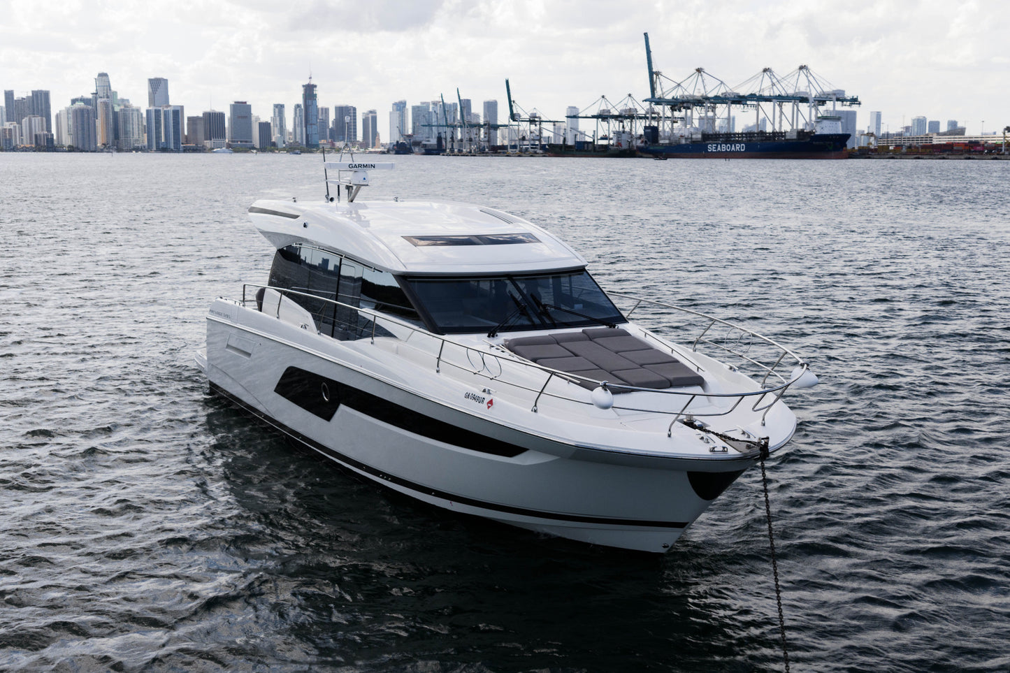 2023 Prestige 520 S