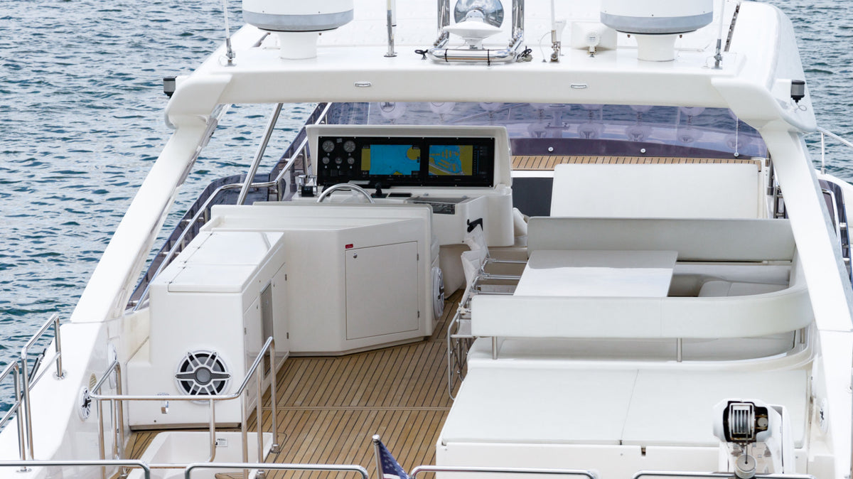 84' Ferretti Altura image 47