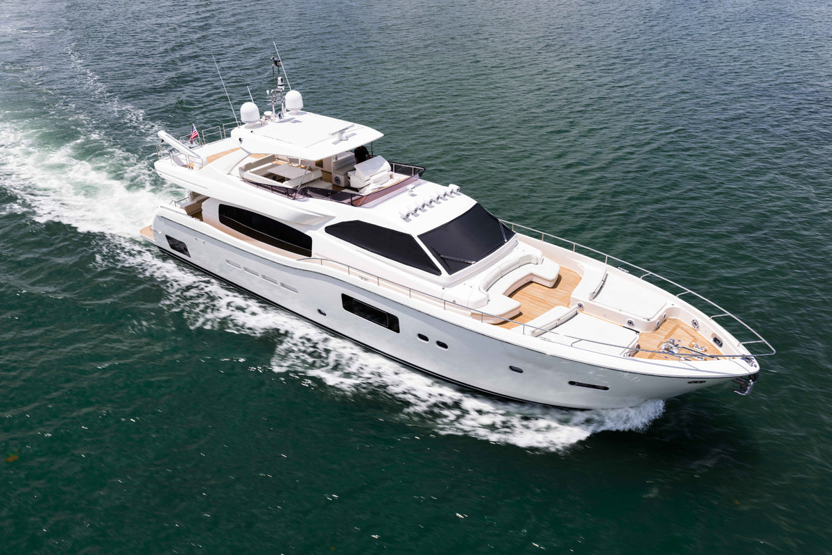 84' Ferretti Altura image 53