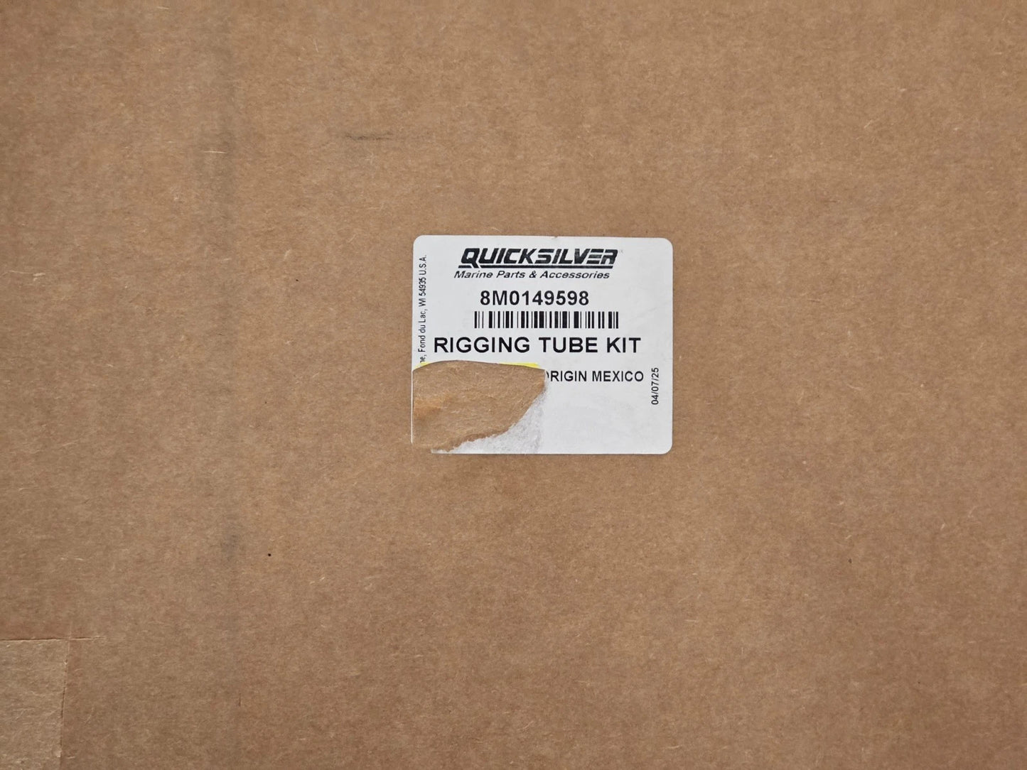 8M0147795 Adapter, Hose